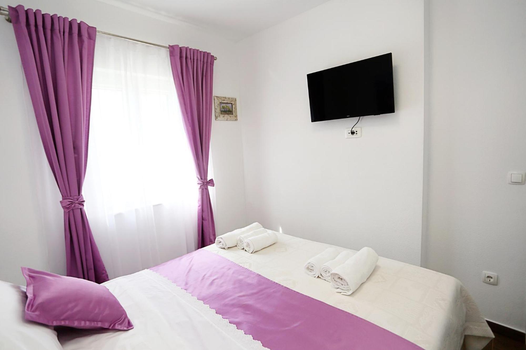 Apartments Romarin スペタル エクステリア 写真